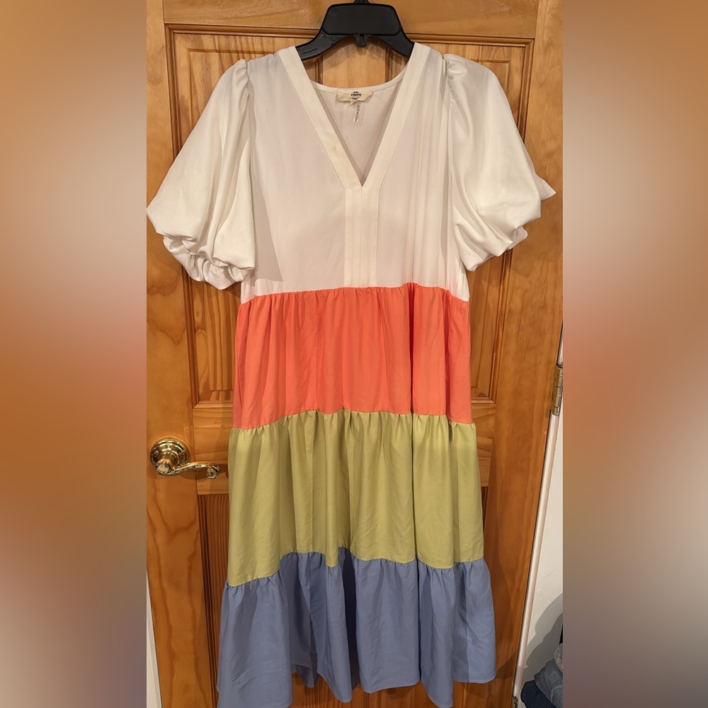 Entro White, Coral, and Green Midi Dress